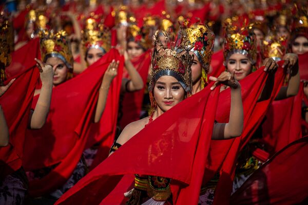 ジャワ・ダンスを踊る女性たち、インドネシア - Sputnik 日本