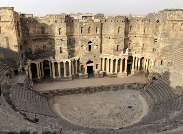シリア、ダルア県のボスラ市に残されたローマ様式の円形劇場 - Sputnik 日本