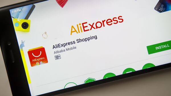 Заставка приложения AliExpress на экране смартфона - Sputnik 日本