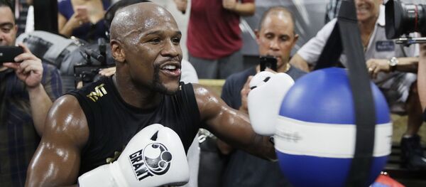 フロイド・メイウェザー氏 フロイド・メイウェザー氏 - Sputnik 日本