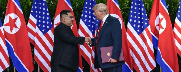 6月12日にシンガポールで行われた米朝首脳会談 6月12日にシンガポールで行われた米朝首脳会談 - Sputnik 日本