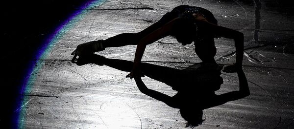 Рика Кихира (Япония) в показательных выступлениях после финала Гран-при по фигурному катанию в японской Нагое Рика Кихира (Япония) в показательных выступлениях после финала Гран-при по фигурному катанию в японской Нагое - Sputnik 日本