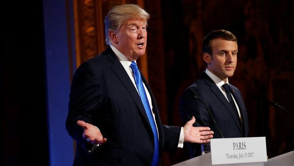French President Emmanuel Macron and U.S. President Donald Trump - Sputnik 日本