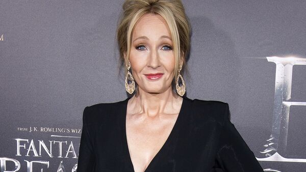 In this Nov. 10, 2016 file photo, J. K. Rowling attends the world premiere of Fantastic Beasts and Where To Find Them in New York. - Sputnik 日本
