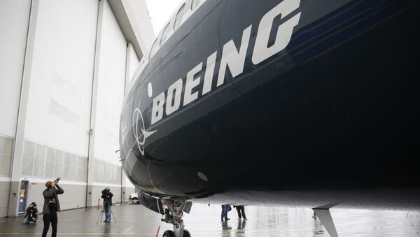 Boeing 737 MAX 9 - Sputnik 日本