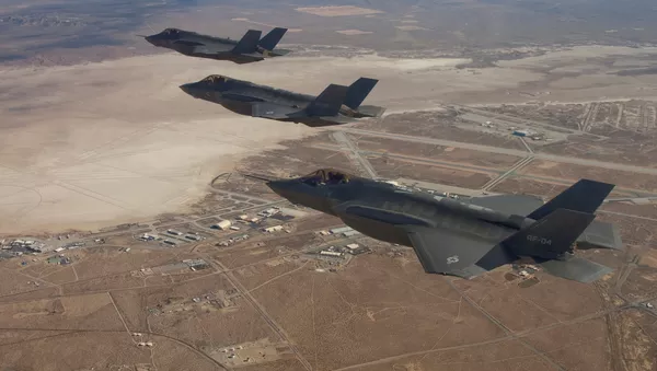 F-35 - Sputnik 日本