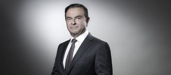 日産ゴーン会長、最大で懲役１０年の可能性 - Sputnik 日本