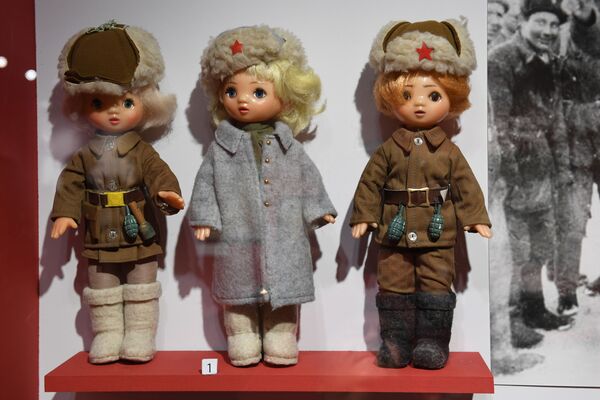 「パルチザン」シリーズの人形　女の子とコサックのサーシャ、男の子 - Sputnik 日本
