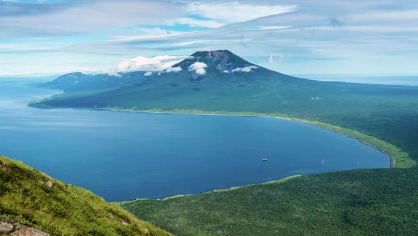 El volcán Atsonupuri, Iturup - Sputnik 日本