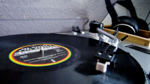 Un disco de Bob Marley - Sputnik 日本