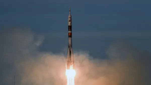Старт ракеты-носителя Союз-ФГ с пилотируемым кораблем Союз МС-11 со стартового стола первой Гагаринской стартовой площадки космодрома Байконур - Sputnik 日本