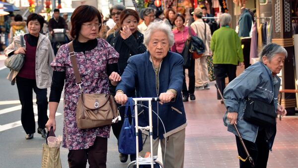 「超高齢社会」日本　後期高齢者数が１５歳未満の年少人口を上回る - Sputnik 日本
