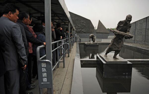 南京大虐殺の犠牲者を表した彫刻　南京市の 侵華日軍南京大屠殺遭難同胞紀念館 - Sputnik 日本