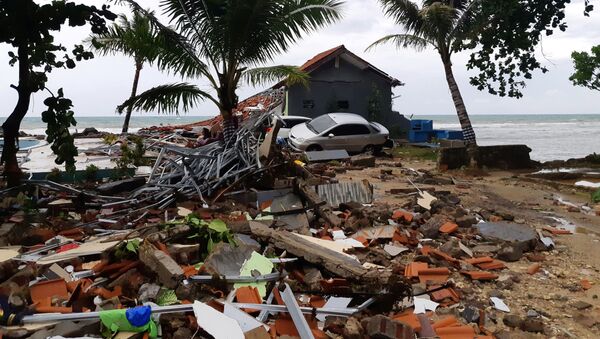 インドネシア津波、死者２８１人に - Sputnik 日本