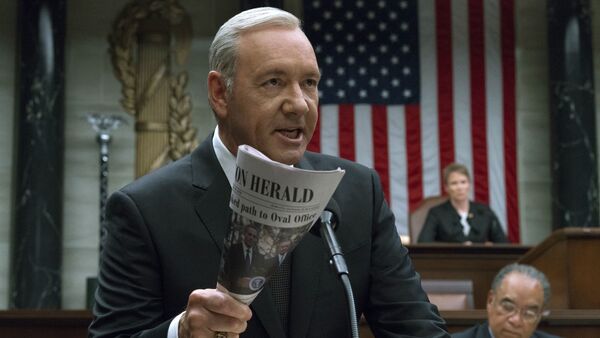 This image released by Netflix shows Kevin Spacey in a scene from House Of Cards. Netflix says it's suspending production on House of Cards following harassment allegations against Spacey - Sputnik 日本