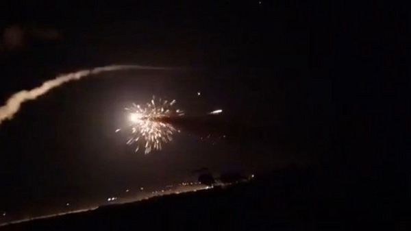 Сирийские ПВО отражают ракетный удар по Дамаску - Sputnik 日本