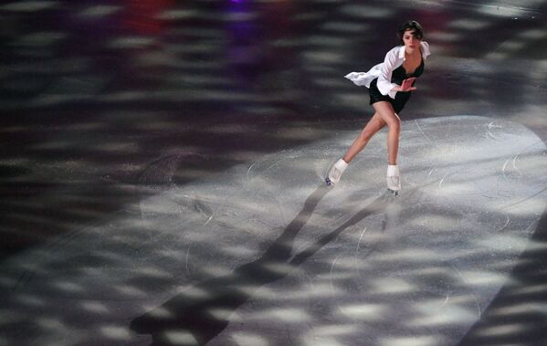 エフゲニア・メドベージェワ選手、フィギュアスケート・ロシア選手権のエキシビジョンにて - Sputnik 日本