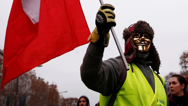 Protestas de los 'chalecos amarillos' en París - Sputnik 日本