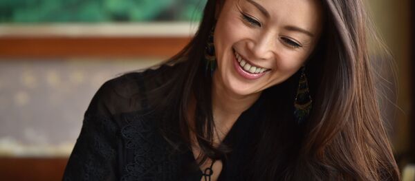 酒井法子さん　中国ファンへの新年の挨拶投稿が「物乞い」と大批判 - Sputnik 日本