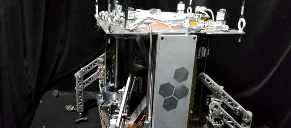 Зонд WINE, добывающий воду из пространства вокруг себя и превращающий её в пар для работы двигателей Зонд WINE, добывающий воду из пространства вокруг себя и превращающий её в пар для работы двигателей - Sputnik 日本