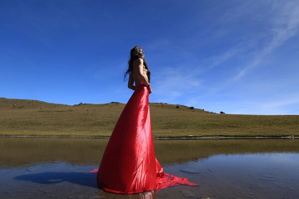 Gigi Wu - Sputnik 日本