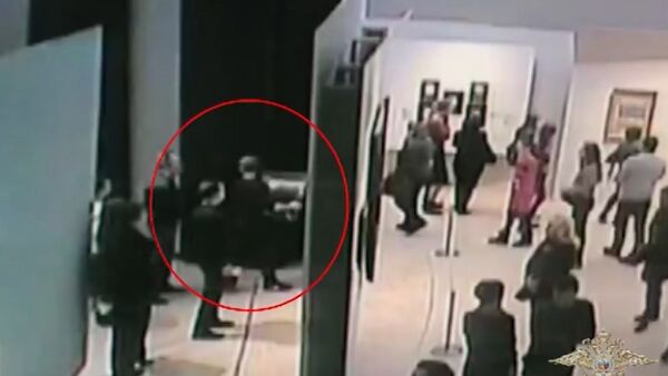 盗難事件：ロシア内務省、トレチャコフ美術館でクインジの作品が持ち去られる様子を収めたビデオを公開 - Sputnik 日本