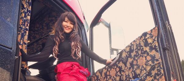 セクシャルな女性長距離トラック運転手 SNSに示す美と勇気 セクシャルな女性長距離トラック運転手 SNSに示す美と勇気 - Sputnik 日本