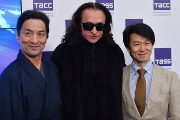 藤間蘭黄氏、ファルフ・ルジマートフ氏、岩田守弘氏 - Sputnik 日本