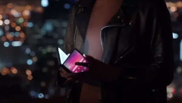 折りたたみスマホ - Sputnik 日本