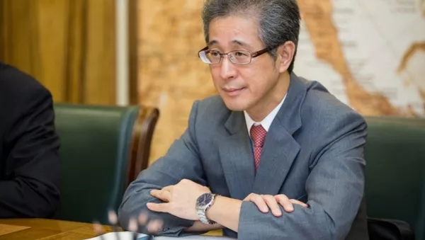 ユジノサハリンスクに駐在する日本の平野隆一総領事