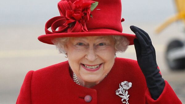 英大衆紙「ナチス式挨拶をするエリザベス女王のビデオ」公表 - Sputnik 日本