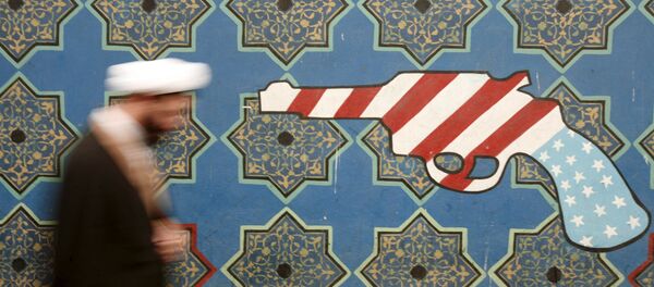 イラン人専門家:「でっち上げられたニュースの報道は、米国の心理攻撃だ」 イラン人専門家:「でっち上げられたニュースの報道は、米国の心理攻撃だ」 - Sputnik 日本