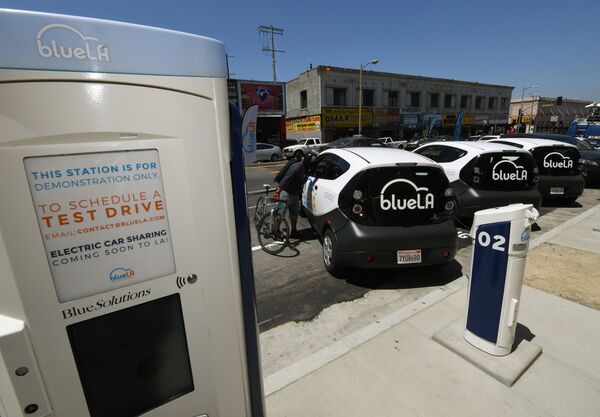 ロス・アンジェルスにある公共充電ステーション - Sputnik 日本