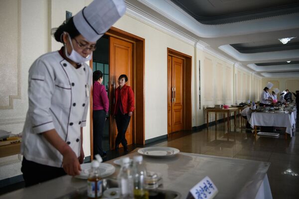 北朝鮮の全国料理コンテストの参加者 - Sputnik 日本