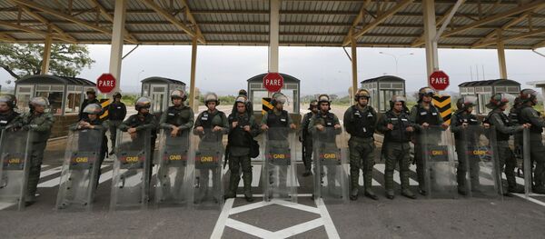 ベネズエラ国家警備隊、コロンビアとの国境で発砲 ベネズエラ国家警備隊、コロンビアとの国境で発砲 - Sputnik 日本