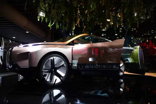 独自動車大手BMWが発表した『ヴィジョンiNEXT』 独自動車大手BMWが発表した『ヴィジョンiNEXT』 - Sputnik 日本