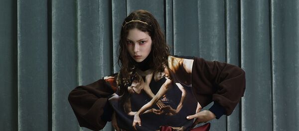 Осенне-зимняя коллекция японского бренда Undercover, посвященная фильму Суспирия Осенне-зимняя коллекция японского бренда Undercover, посвященная фильму Суспирия - Sputnik 日本