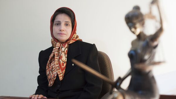 Иранская правозащитница Насрин Сотуде - Sputnik 日本