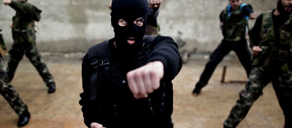 「ダーイシュ（ＩＳ）」がすでに極東に？サハリンで拘束された「ダーイシュ」支持者の動画が公開される【動画】 - Sputnik 日本