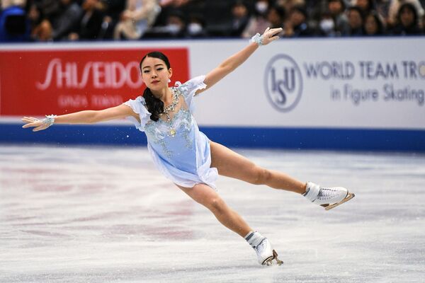 興奮るつぼのNHK杯 女子の勝利は誰の手に? 4回転は必要なのか? 入場を待つファンにスプートニクが直撃取材 興奮るつぼのNHK杯 女子の勝利は誰の手に? 4回転は必要なのか? 入場を待つファンにスプートニクが直撃取材 - Sputnik 日本