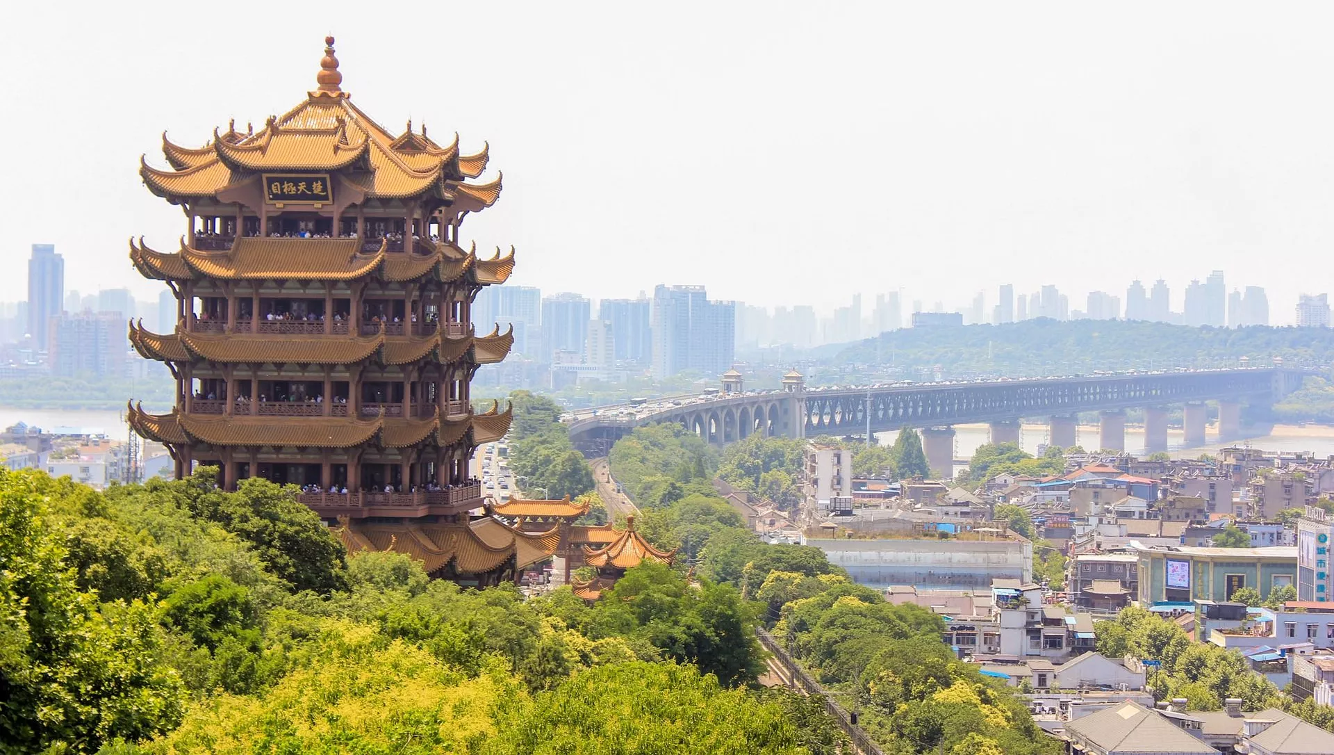 中国、同国製ワクチン接種した外国人へのビザ発給を簡素化