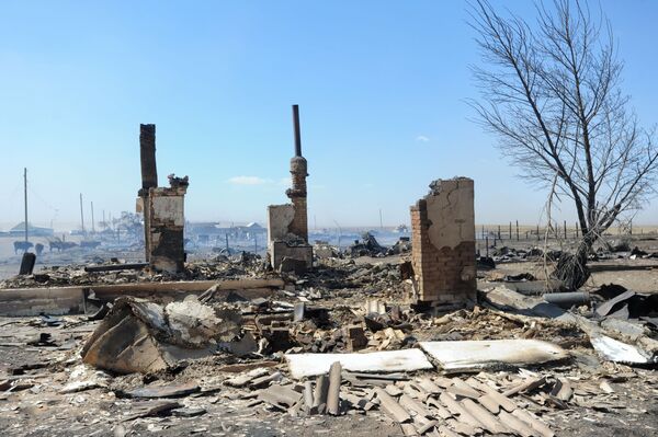 ロシア極東で草原火災　１７居住地と２９人に被害【動画】 - Sputnik 日本