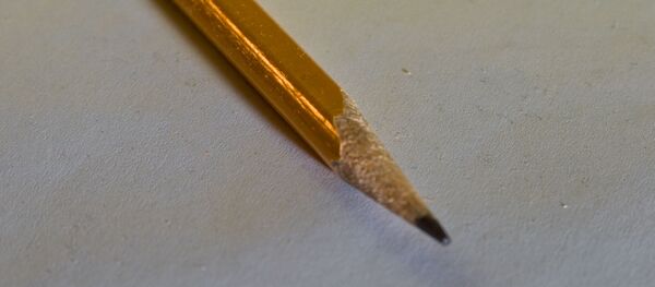 多くのユーザーがチャレンジ　簡単に人の手を描く方法　しかしその結果は… - Sputnik 日本