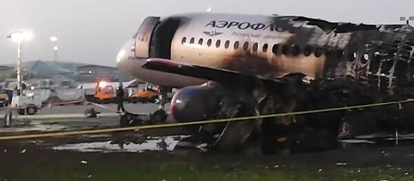 ロシア旅客機炎上 パイロットの操縦能力を独航空専門家が「最高レベル」と評価 ロシア旅客機炎上 パイロットの操縦能力を独航空専門家が「最高レベル」と評価 - Sputnik 日本