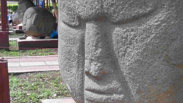 グアテマラ古代石像に磁気異常を発見 - Sputnik 日本