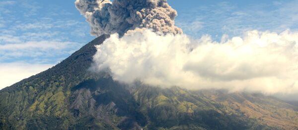 火山の噴火（アーカイブ写真） - Sputnik 日本
