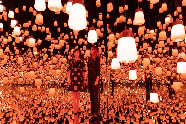 安倍昭恵夫人とメラニア・トランプ夫人は「森ビル　デジタルアート　ミュージアム」で現代アート鑑賞 - Sputnik 日本