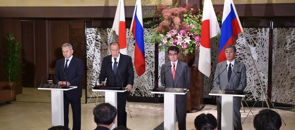 ラブロフ外相：我々は自分たちの領土で活動している　クリルにおけるロシアの軍事活動について - Sputnik 日本