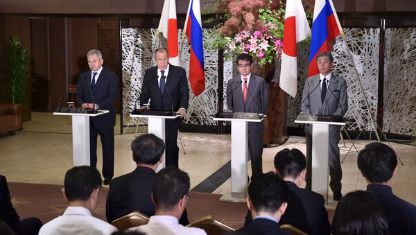 ラブロフ外相：我々は自分たちの領土で活動している　クリルにおけるロシアの軍事活動について - Sputnik 日本