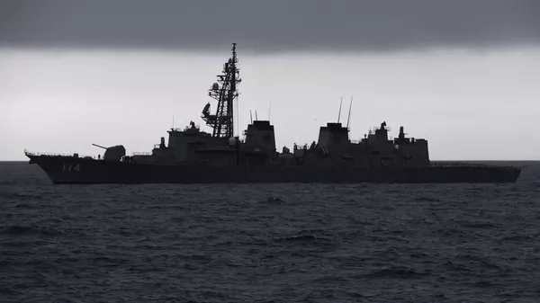 日本の海上自衛隊の護衛艦「すずなみ」 - Sputnik 日本